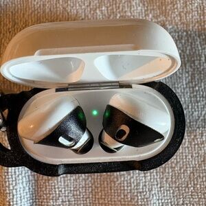 Airpods 2nd Gen with Charging Case and silicon  case.